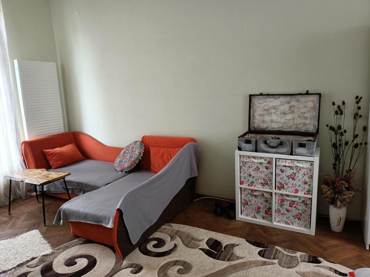 Lovely Apartament In Bucharest, Baba Novac Area Екстер'єр фото
